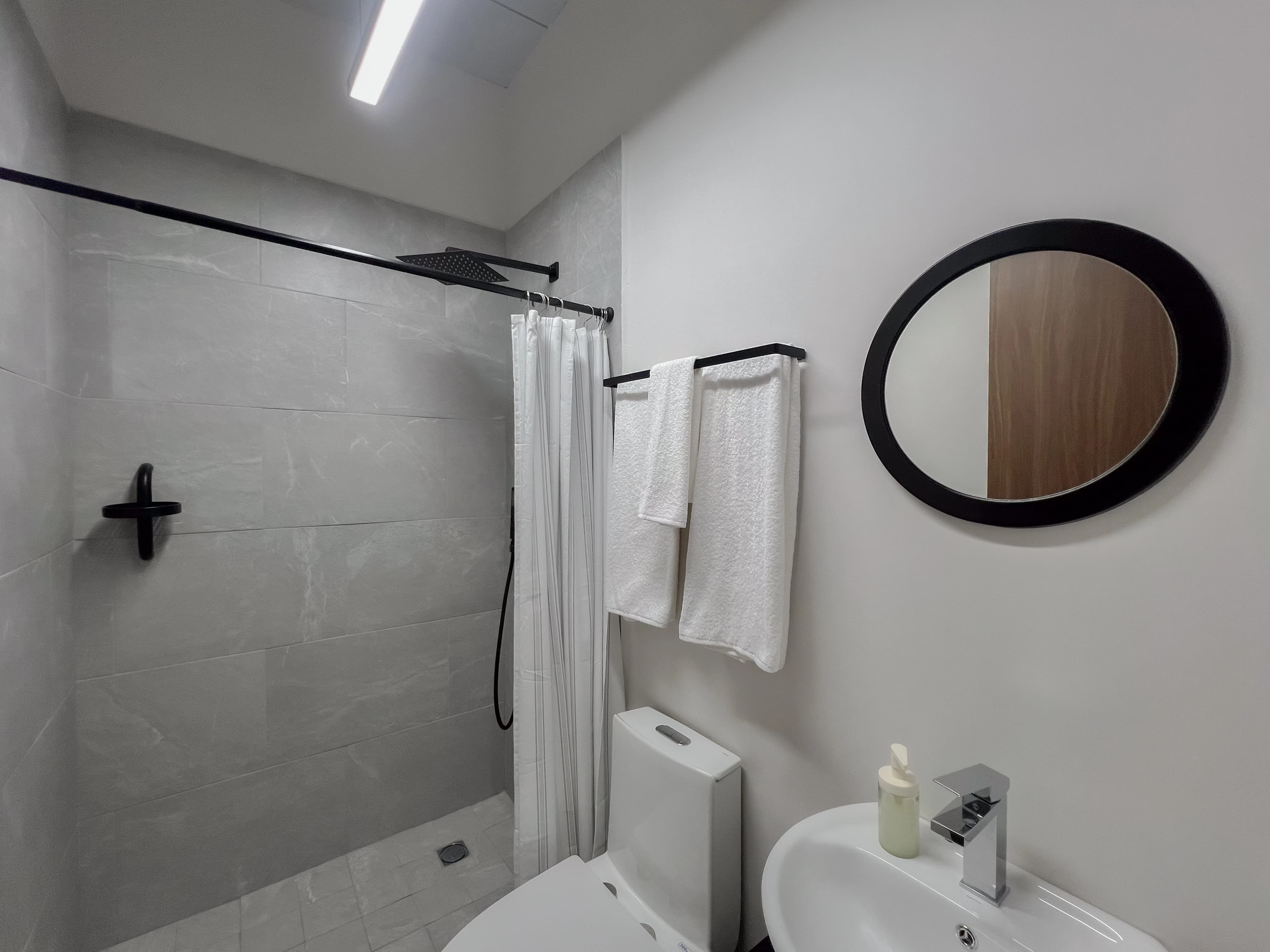 Urban Estudio – 1 Cama Matromonial - Imagen 2